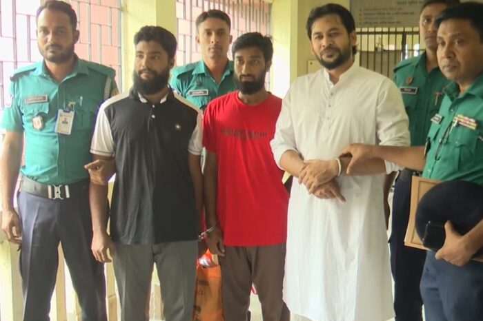 রাজশাহীতে অস্ত্র ও বিস্ফোরকসহ আটক তিনজন সাতদিনের রিমান্ডে
