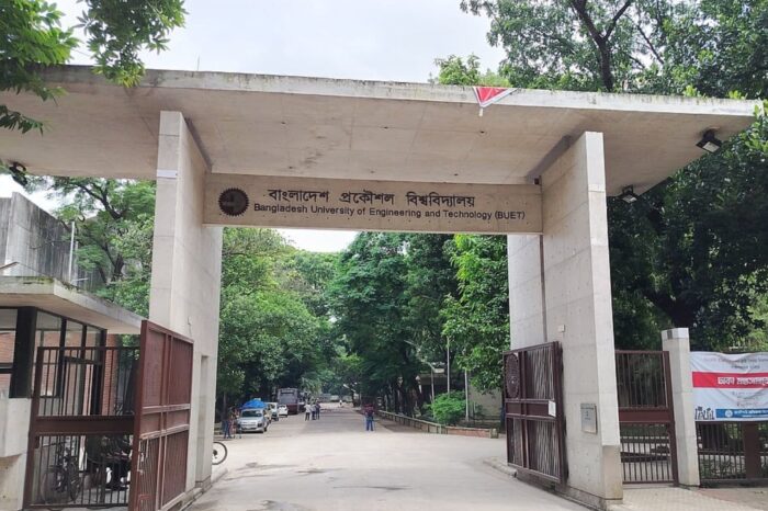 পুলিশি হামলার প্রতিবাদে সারাদেশের প্রকৌশল বিশ্ববিদ্যালয়ে কমপ্লিট শাটডাউন