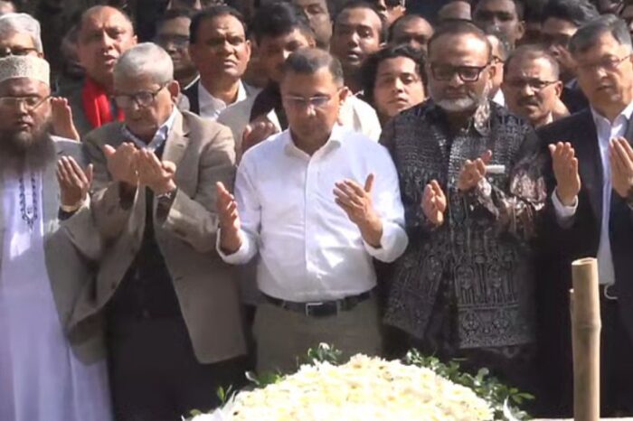 ওসমান হাদির কবর জিয়ারত করলেন তারেক রহমান