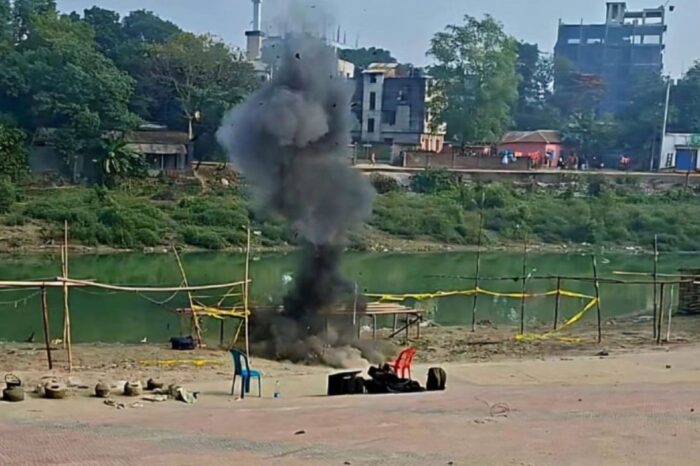 নিষ্ক্রিয় করা হয়েছে ফরিদপুরে পাওয়া শক্তিশালী বোমাটি