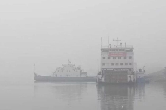 সাত ঘণ্টা পর পাটুরিয়া-দৌলতদিয়া নৌরুটে ফেরি চলাচল শুরু