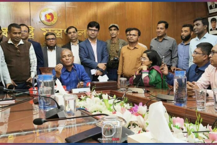 দায়িত্ব শেষে অবশ্যই দেশে থাকব: স্বরাষ্ট্র উপদেষ্টা