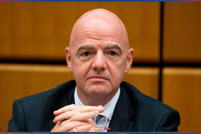 রাশিয়াকে আন্তর্জাতিক ফুটবলে ফেরাতে চেয়ে তোপের মুখে ফিফা প্রেসিডেন্ট