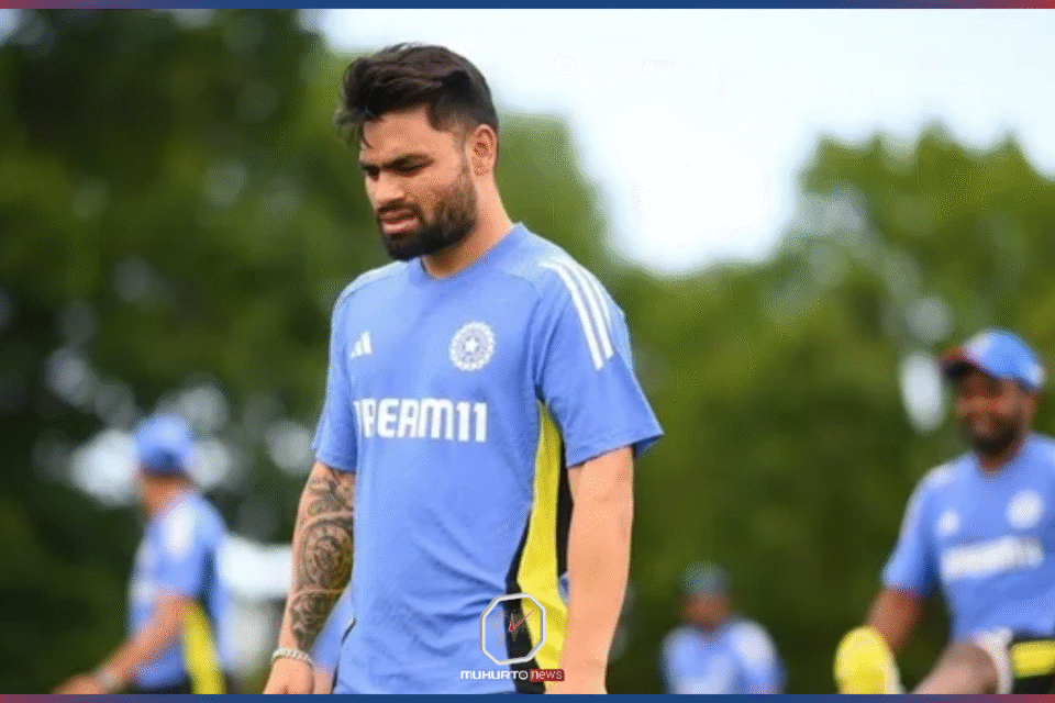 বাবা নেই বলে বিশ্বকাপ ফেলেই বাড়ি ফিরলেন রিংকু